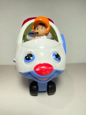 Fisher-Price Little People Lil' Movers Airplane 2005 W/Pilot, Tested & Working
